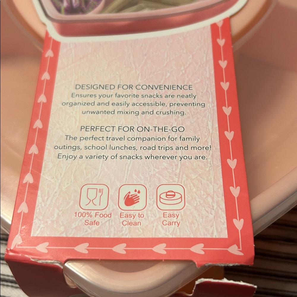 CWC Heart-Shaped Snackle Box - Picture 10 of 13